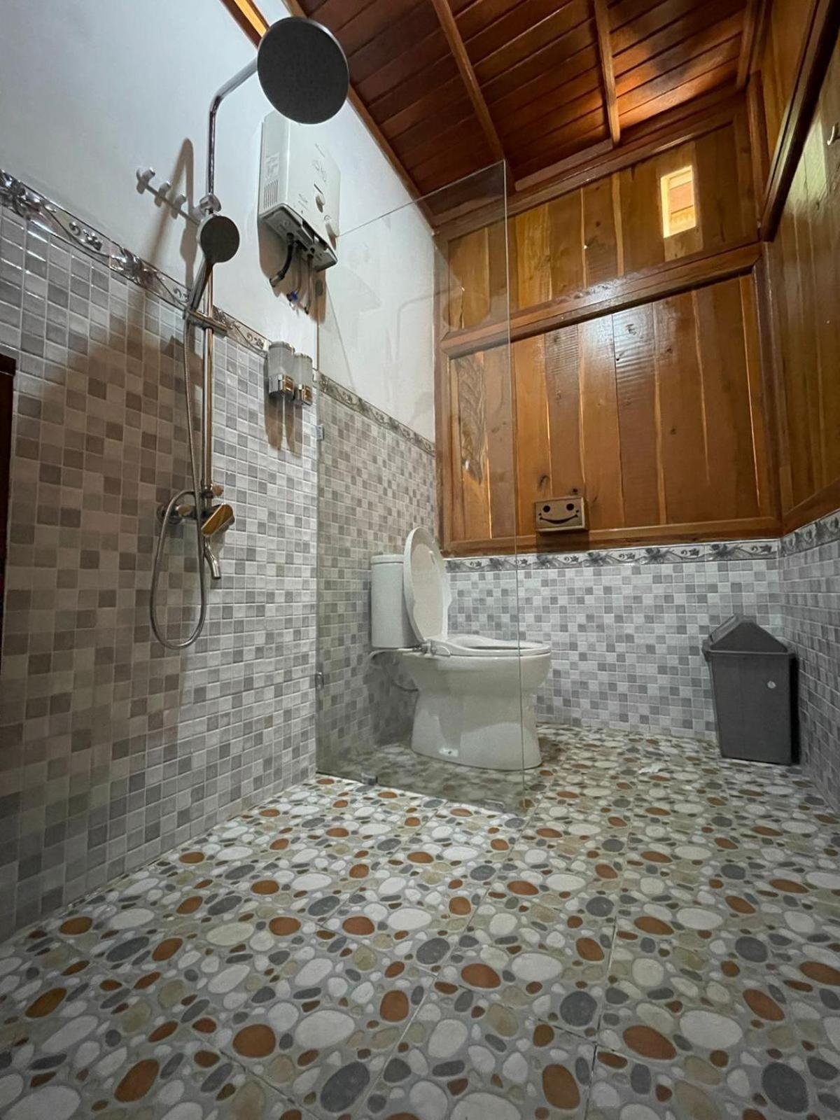Singaraja Friendly Homestay Lemukih חדר תמונה