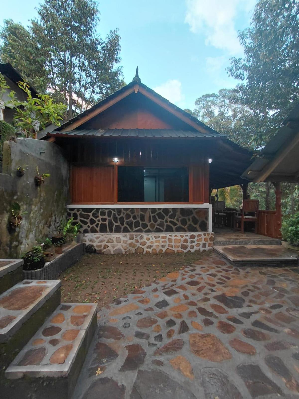 Singaraja Friendly Homestay Lemukih מראה חיצוני תמונה