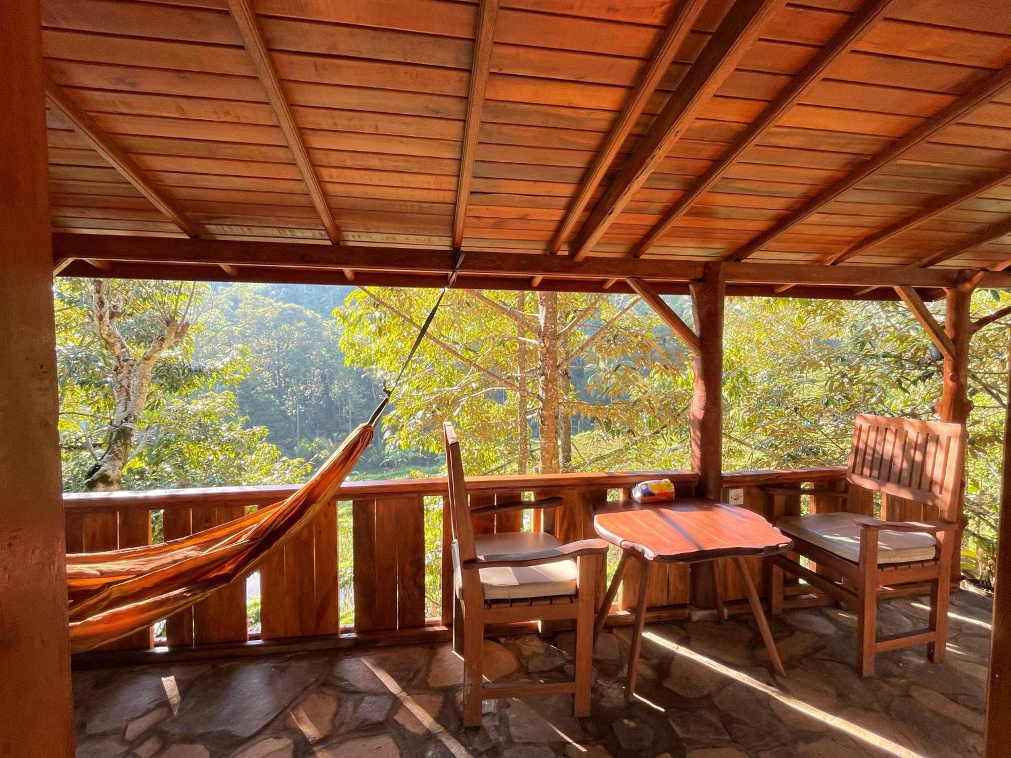 Singaraja Friendly Homestay Lemukih מראה חיצוני תמונה